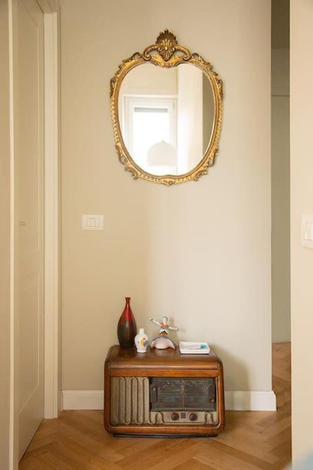 Splendido Bilocale A Appartement Milaan
